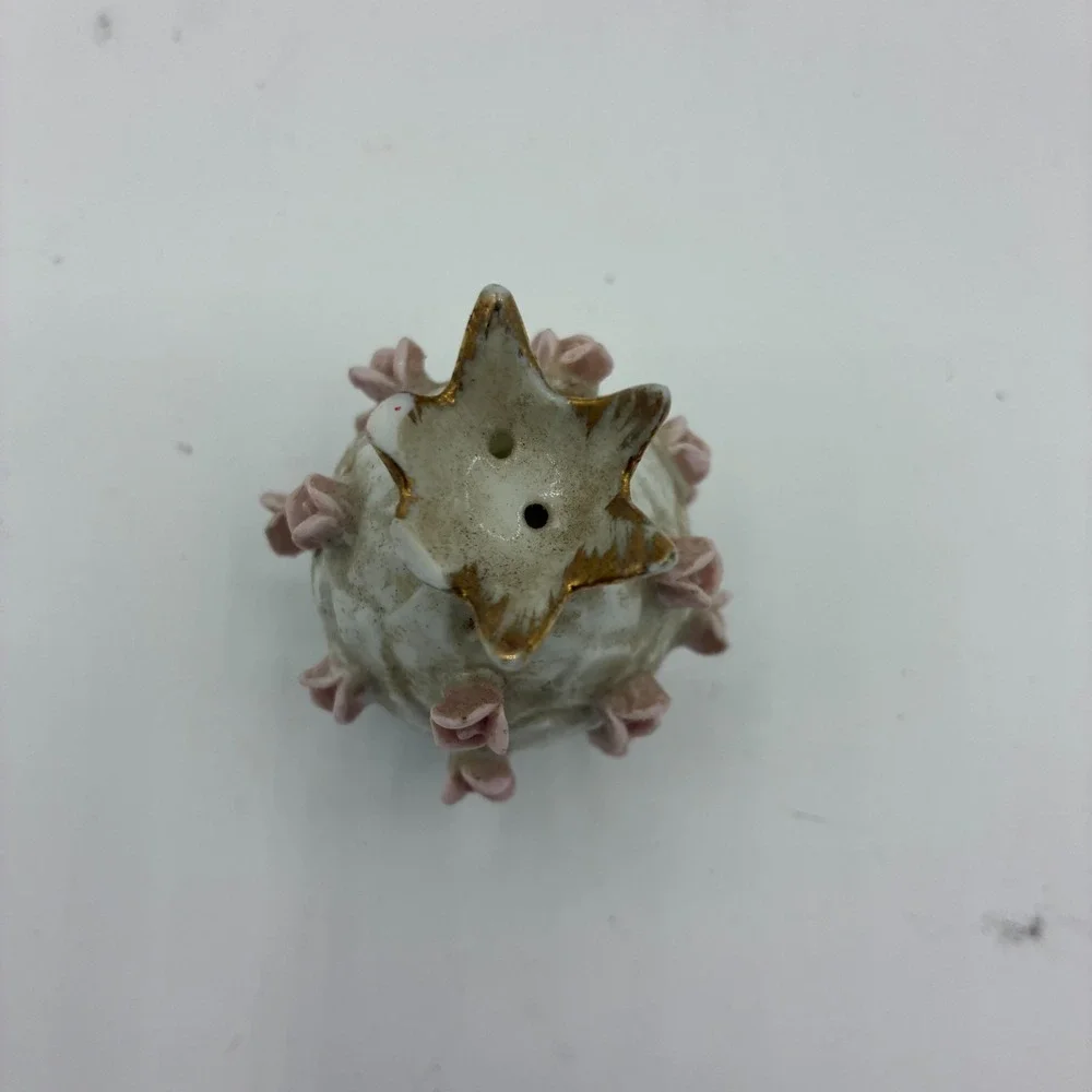 Vintage Japan Porcelain Salt Pepper Shaker Single Applied Rosebuds Gold Trim